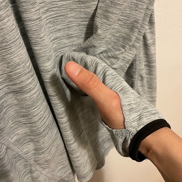 Old Navy Active Medium Grey Heather Size Large Breathe On Long Sleeve Pullover - Picture 8 of 8